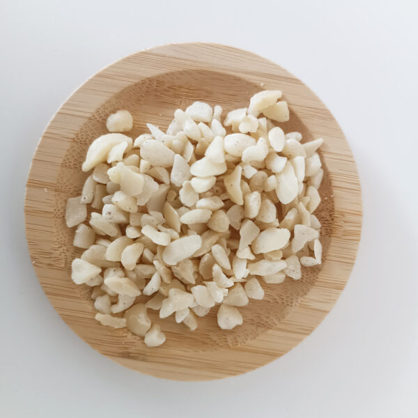 Kacang Macadamia Hancur Mentah - Crushed Macadamia Nuts Raw (Australia) 1Kg - Gambar 3